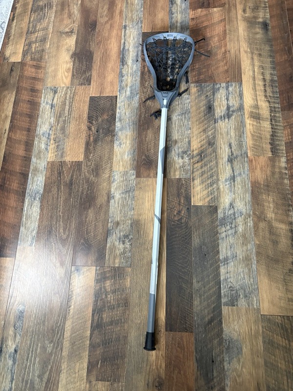 STX 900 Women’s Lacrosse Stick With Composite Shaft !!! Look!!