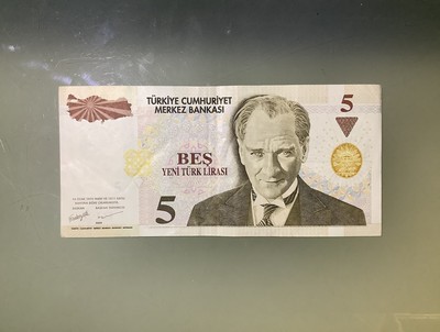 Turkey Turkiye 5 Lira 2005 Circulated