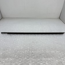 Door Weatherstrip Outer Right for Mitsubishi PAJERO SHOGUN V75W MK3 3.5