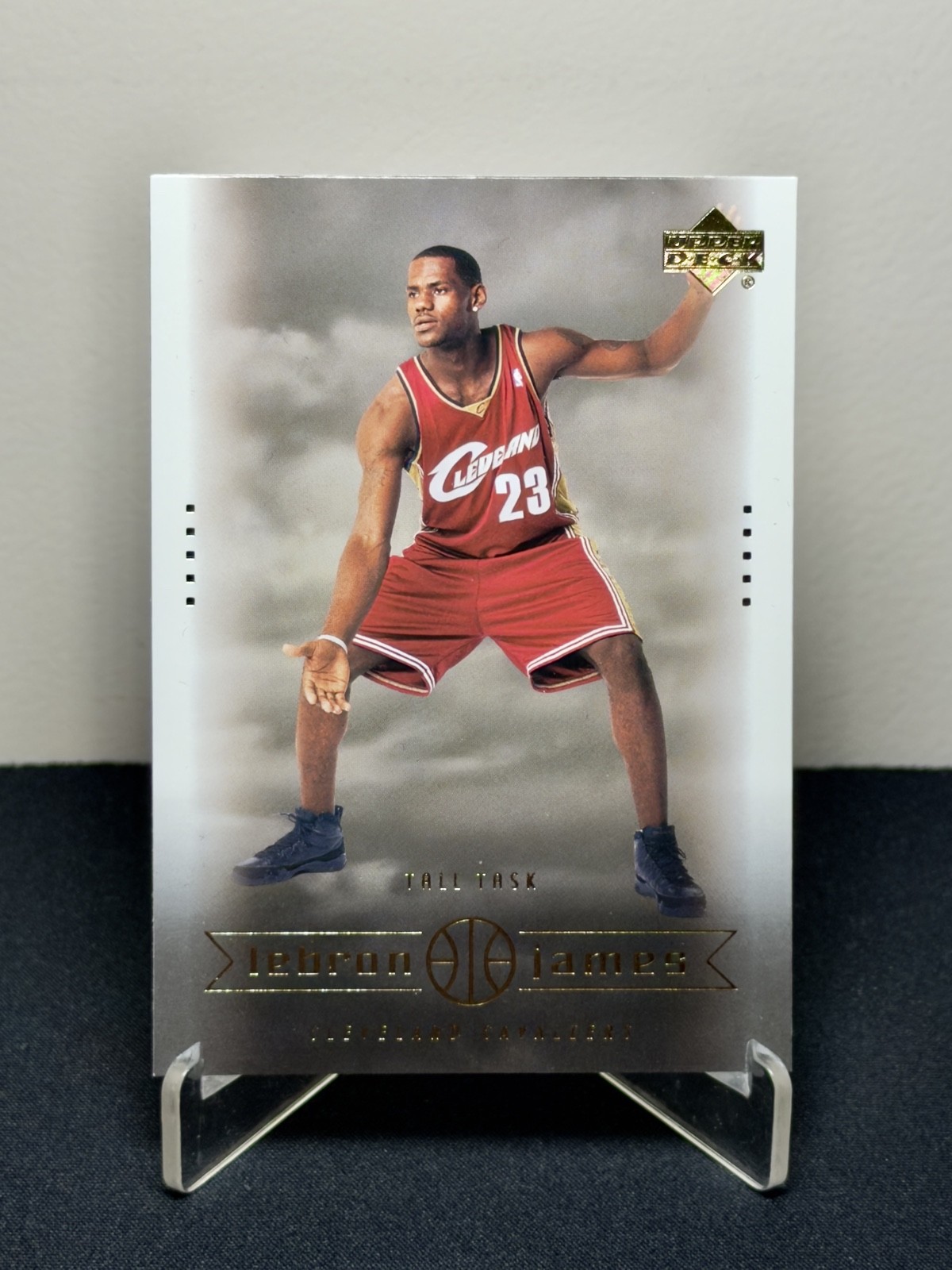 2003-04 Upper Deck Lebron James - Box Set Lebron James LeBron James #27 (RC)