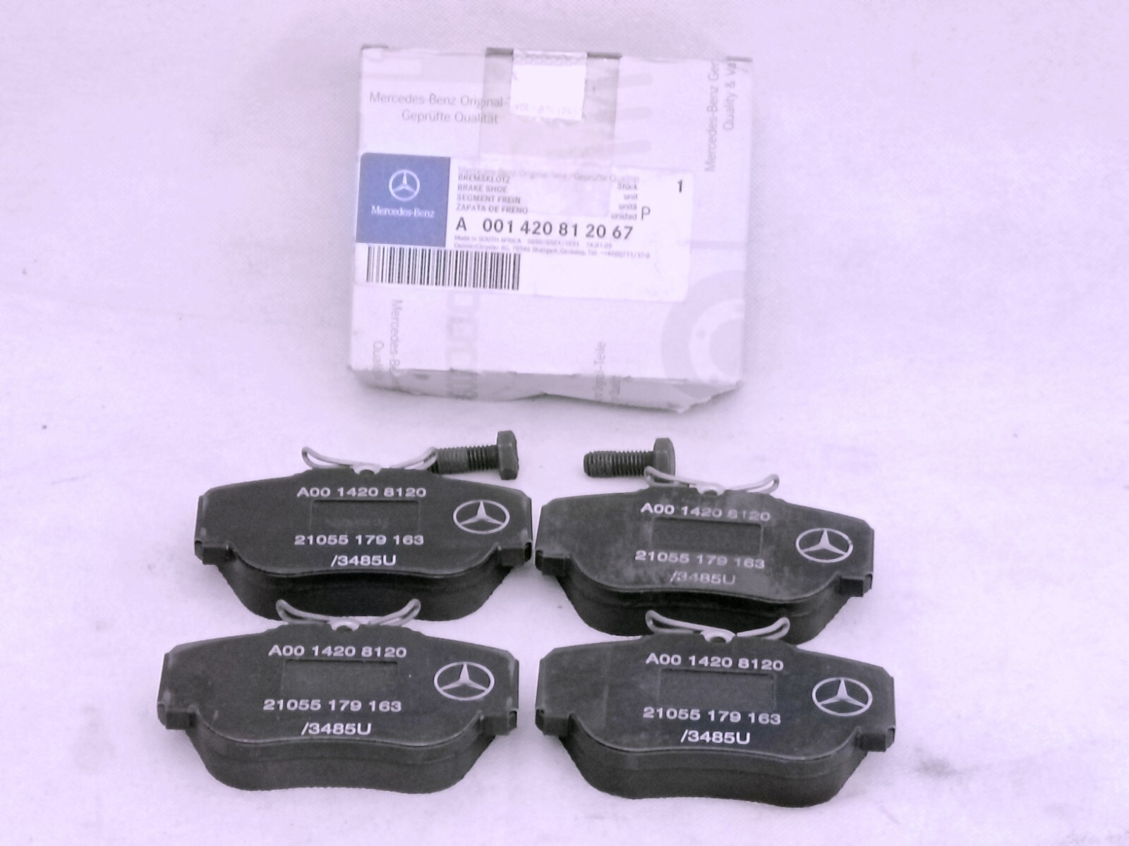 Mercedes-Benz W201 190E Front Brake Pads. 001420812067. New old 