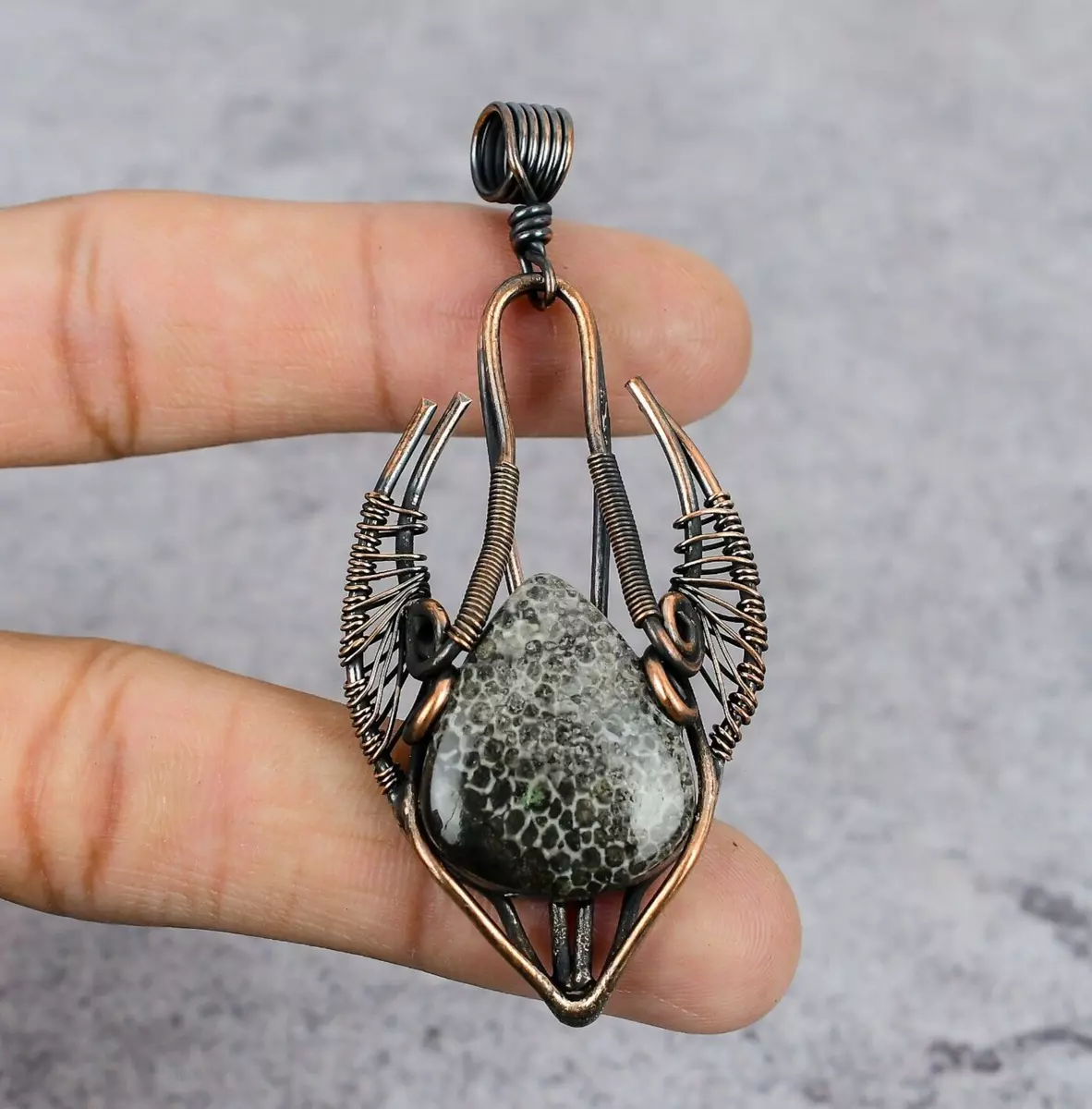 Bull Face Stingray Coral Gemstone Copper Wire Wrap Jewelry Handmade Pendant