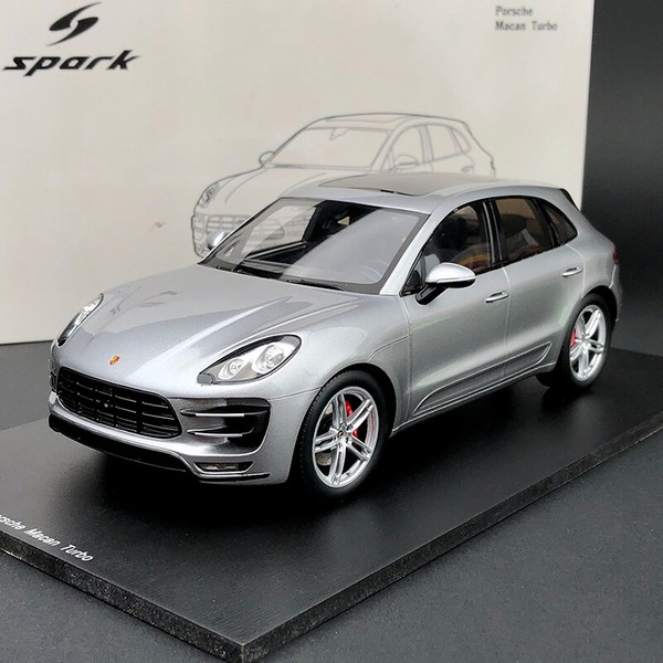 Porsche macan 1 18