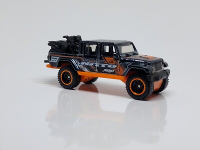 Hotwheels 2025 STH ’20 JEEP GLADIATOR Hot Wheels New 2025 Super Treasure Hunt 20' Jeep Gladiator
