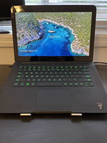 Razer Blade Gaming Laptop – 14"" – 512 GB SSD – Intel Core i7 4720HQ – TOUCHSCREEN - Bild 1 von 8