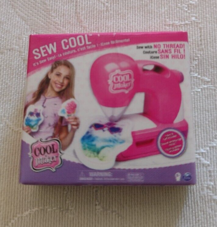 ZURU Surprise Toy Mini Brands Series #089 SEW COOL COOL MAKER