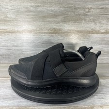 Vionic Women  s Marlene Pro Black Slipper Resistant Hook  Loop Sneakers Size 8