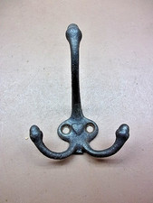 Antique Small Cast Iron Triple Wall Hook 2 3/4" x 3 3/4" w/Heart Design Clean