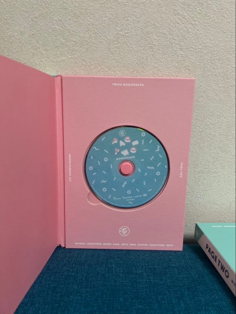 アイドル TWICE PAGE TWO MONOGRAPH TWICE 