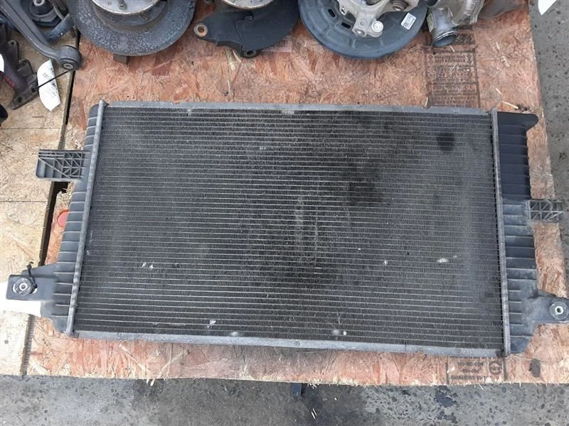 Radiador 01-05 GMC Sierra 2500 89018318 Foto 4 de 4