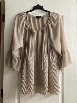 CAL STYLE Sheer Pleated Blouse XL 3/4-length bell sleeves Ruffled Beige