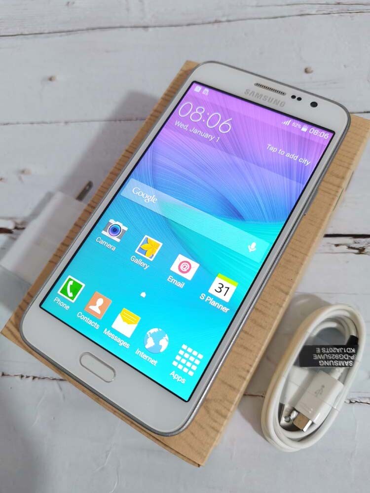 UnlockedSamsungGalaxyGrand3SM-G7200Android16GBLCD5.25"Smartphone