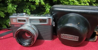 Yashica Electro 35 Film 35mm Camera in Black Vinyl case untested