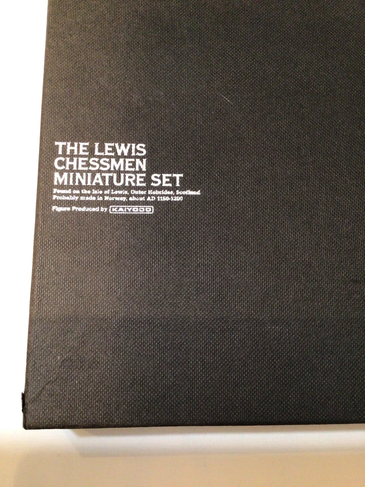 Juego de ajedrez en miniatura Yaiyoda Museo Británico Isla de Lewis Harry Potter Foto 2 de 4