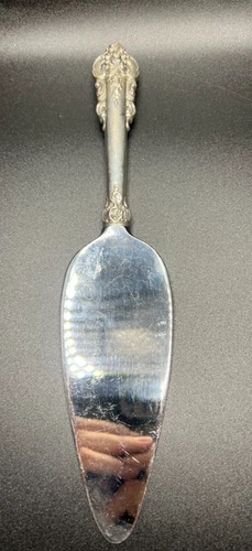 Grande Baroque Sterling Silver Flat Cake/Pie Server 10 1/2"