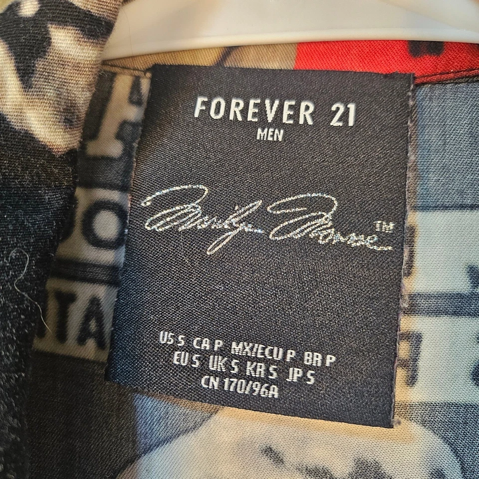 Forever 21 男式玛丽莲·梦露纽扣衬衫 S 复古海报 Rockabilly Rocker — 第 3/4 张图片