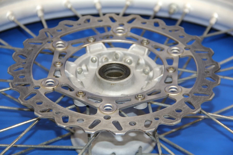 YZ450F YZ250F 2007 02-13 buje de rueda delantera eje central portador radios de llanta Foto 2 de 4