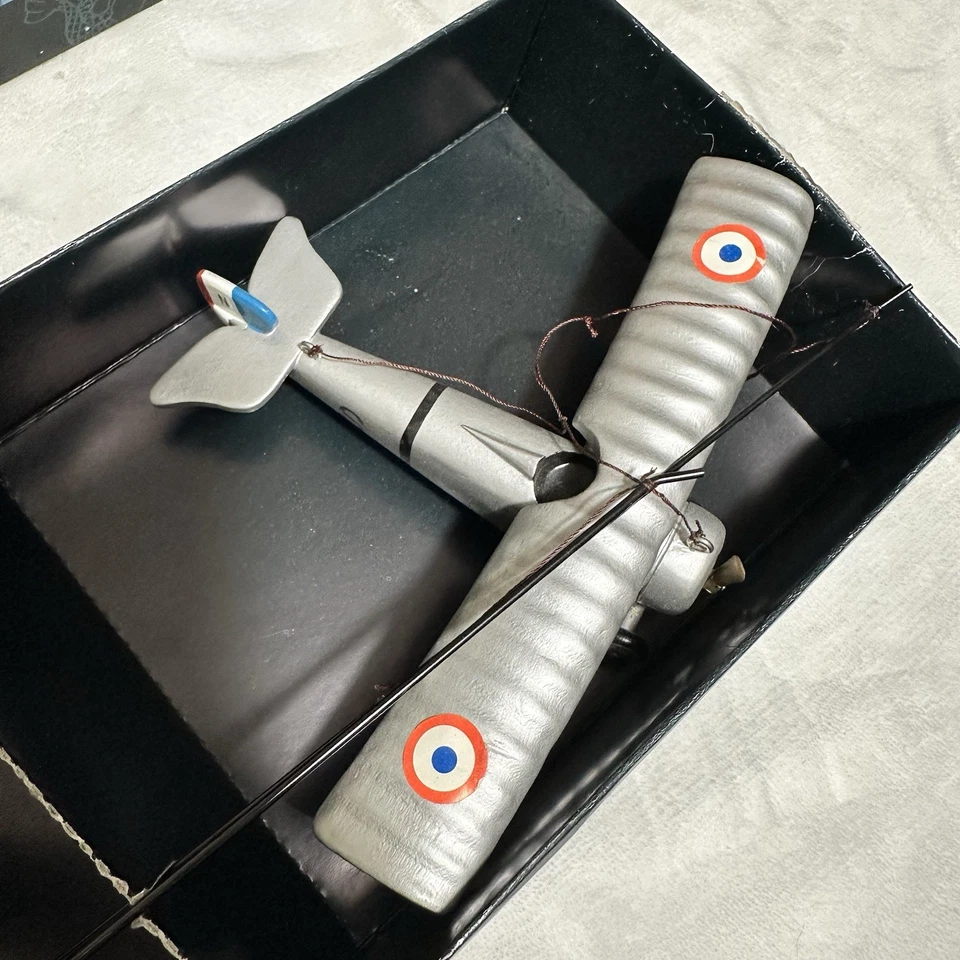 Auténticos Modelos AP121 Vuelo Móvil 1930 Aviones Históricos - Caja Abierta Foto 4 de 4