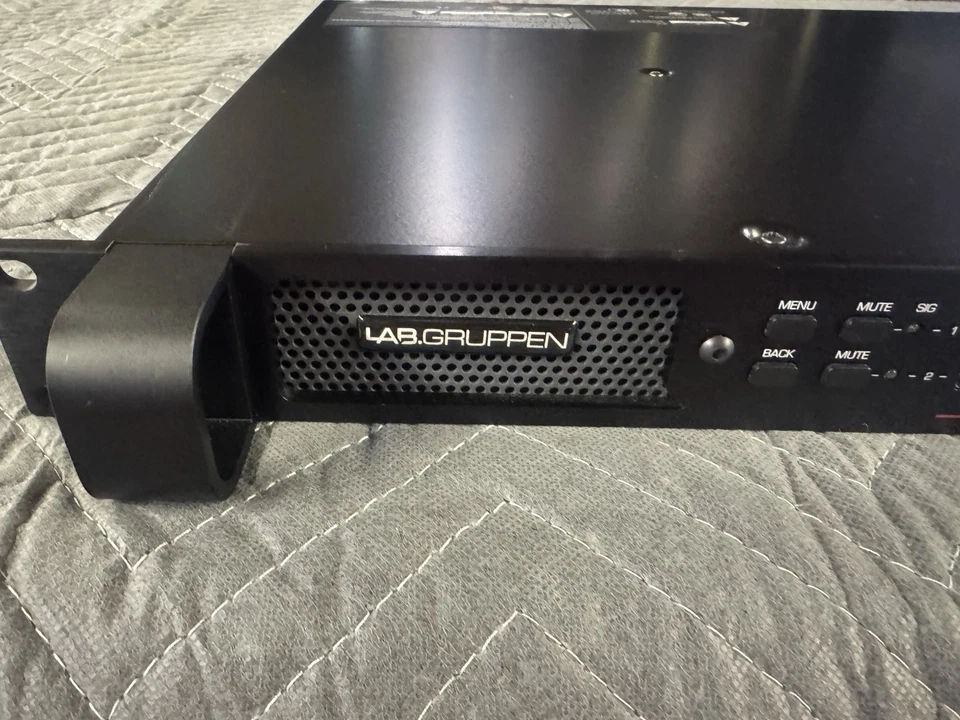 Lab Gruppen IPD2400 (leicht gebraucht/neuwertig)
