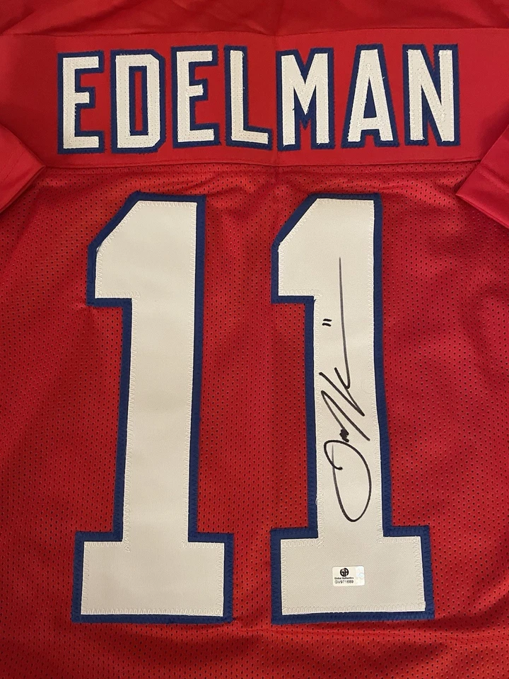 JULIAN EDELMAN JE11 New England Patriots FIRMADO Rojo JERSEY PERSONALIZADO CERTIFICADO DE AUTENTICIDAD Automático Foto 3 de 4