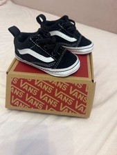 Baby Vans size UK 2.5 Old Skool Crib Baby Black/White BNIB