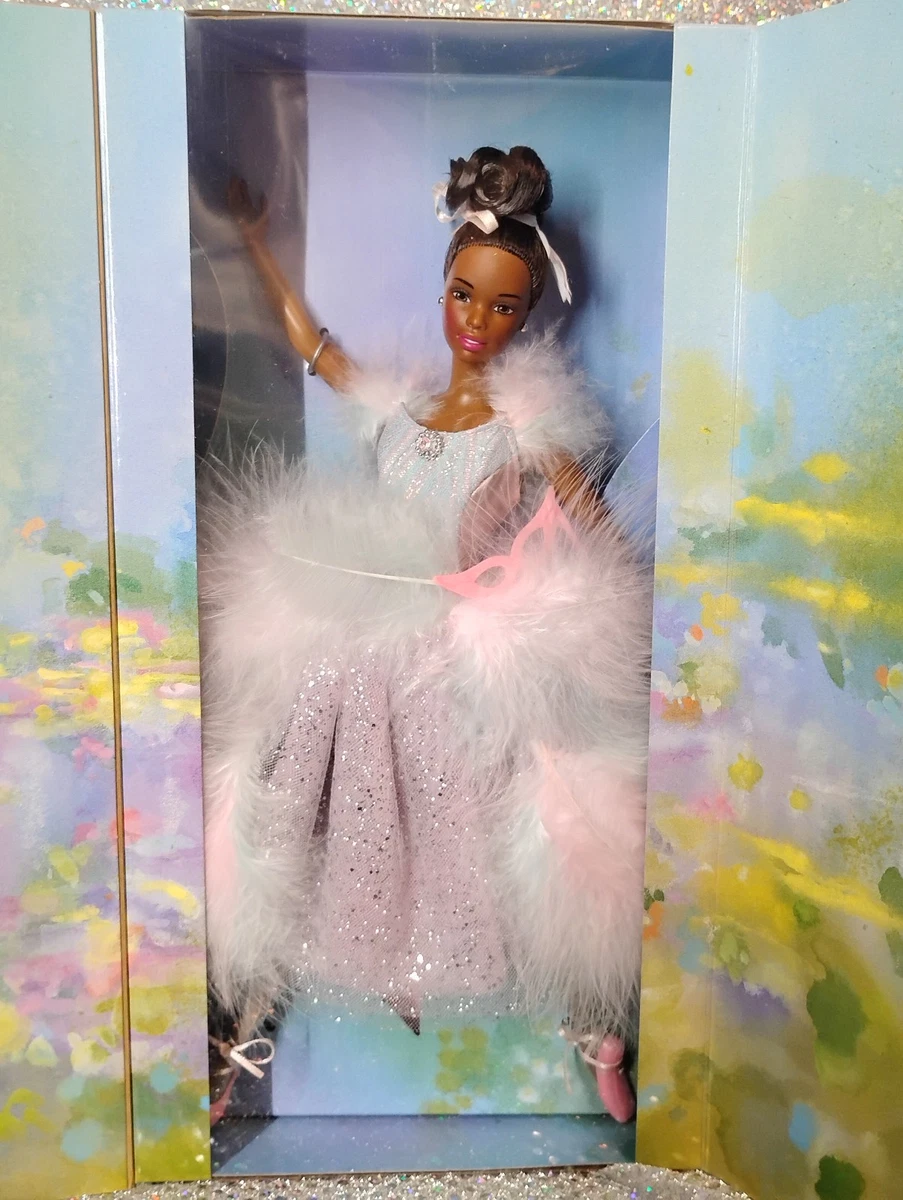 Holiday Barbie 2000 Year Manufactured Barbie Dolls & Doll Playsets