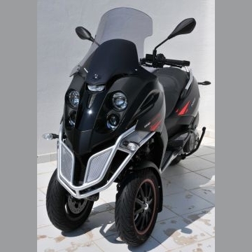 Pare-brise haut ERMAX gris pour protéger le pilote sur Fuoco 500