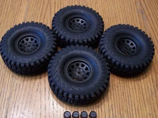Axial SCX10 III CJ-7 1.9 Beadlock Wheels 12mm & Micky Thompson Baja Boss Tires