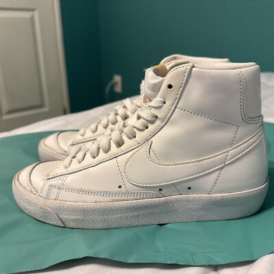 Size 6.5 - Nike Blazer '77 Vintage Mid Triple White W
