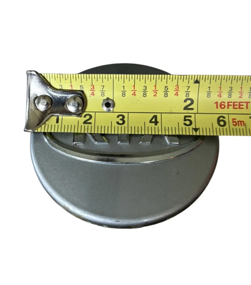 (1) Buje de tapa central de rueda Kia Optima Rio Sedona 2005-08 usado 52960 1F250 usado Foto 2 de 3