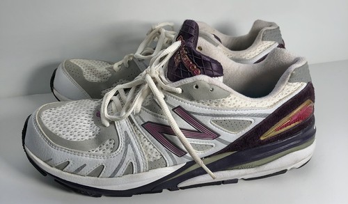 W1540WP1 Running Shoes Size 