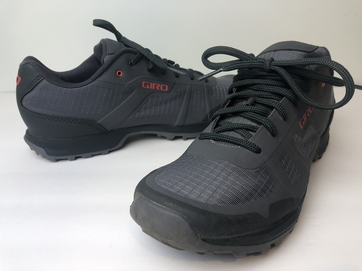 GIRO Women's Gauge Titanium/Shadow Cycling Bike Shoes Size 42/10 - Main Image