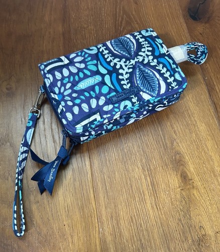 VERA BRADLEY 3-In-1 RFID Portafoglio da Polso Tracolla Isola Medaglione 28044-U60 - Foto 12 di 12
