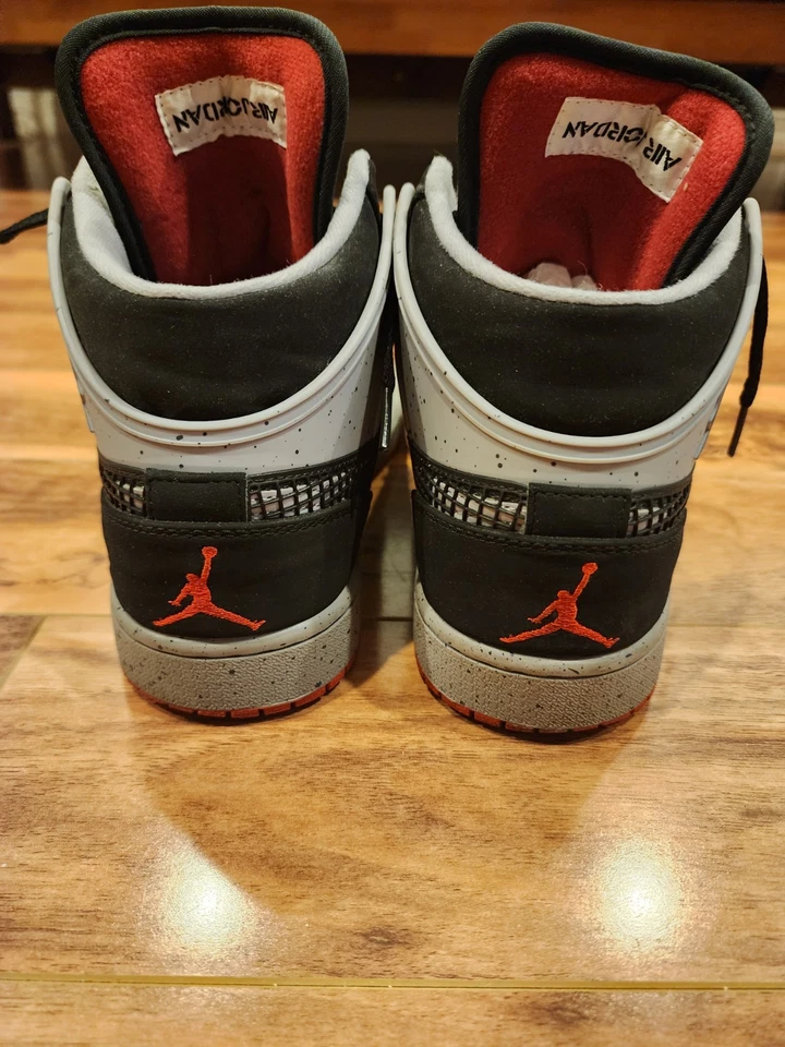 Nike Air Jordan 1 Retro 89 Negro Rojo Fuego Cemento Foto 4 de 4