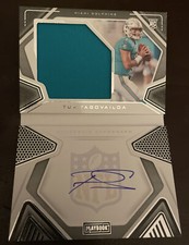 2020 PANINI PLAYBOOK FOOTBALL TUA TAGOVAILOA BOOKLET JERSEY AUTO RC 56/149 👍