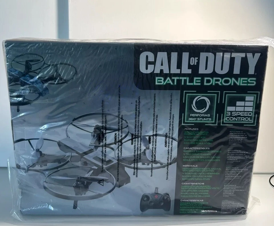 Call of Duty Two Battle Drones RC Rechargeable Quadcopter with 2 Remote Controls - Image 2 of 4