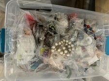 Vintage Costume Jewelry Lot Signed And Unsigned 40+Pounds Over 500 Pieces