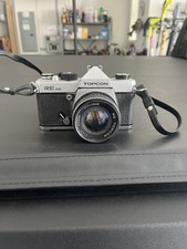 Topcon RE 200 35mm SLR Camera with 55mm 1:1.7 Lens