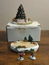 Set Of Liberty Falls Collection 1995 Community Tree Minature With Skating Pond