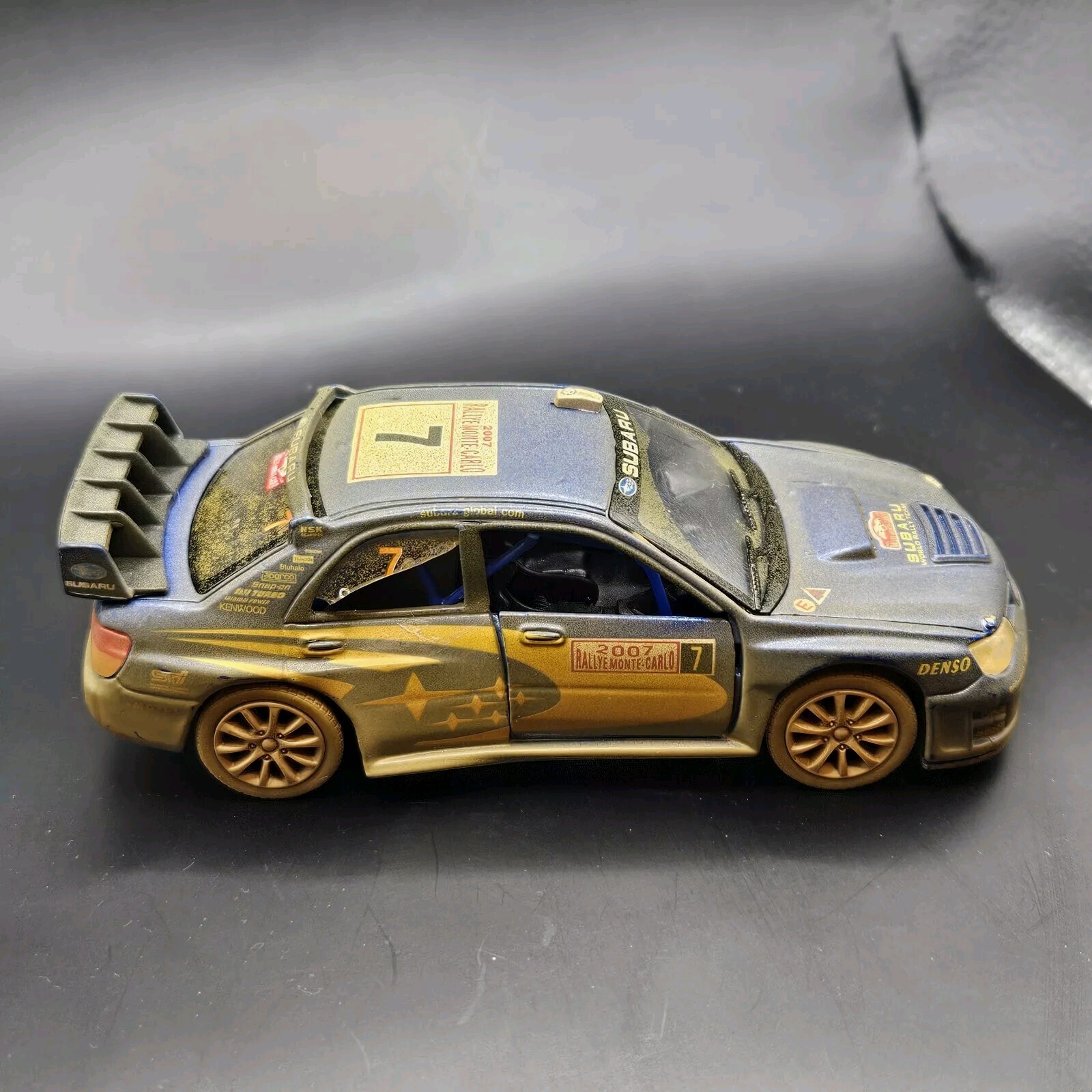 Picture 1 of 18