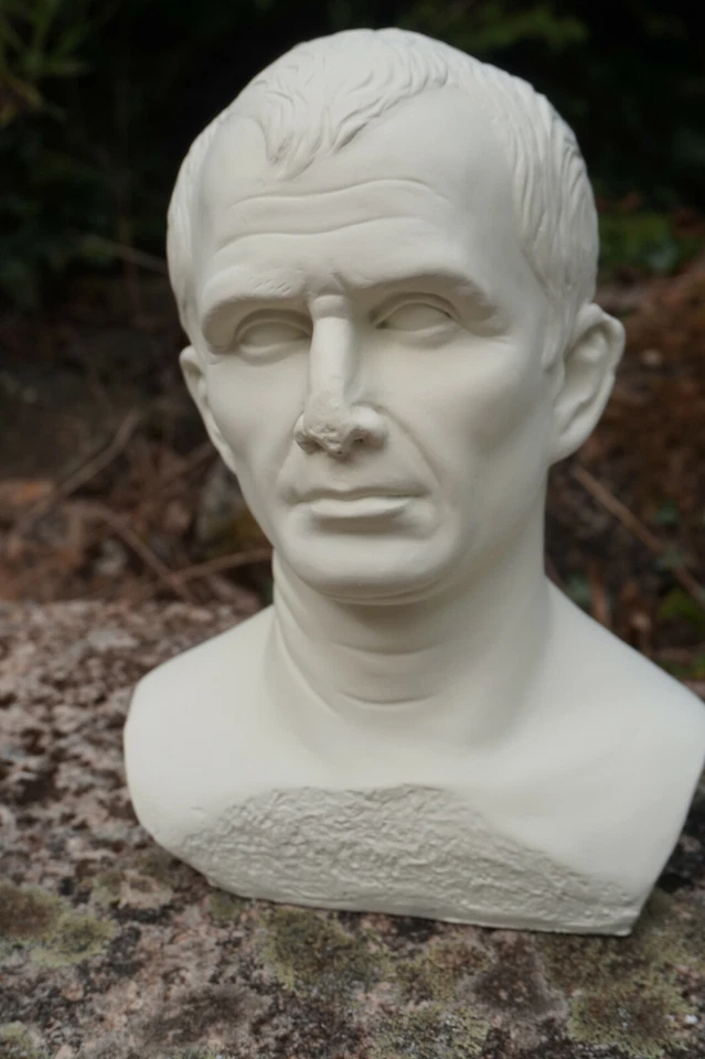 RE0355 FIGURINE STATUETTE NAPOLEON BONAPARTE 10 CM