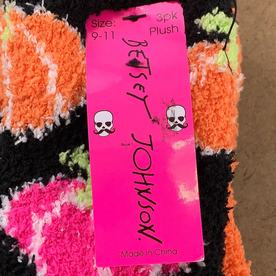Paquete de 3 calcetines de felpa Betsey Johnson para mujer talla 9-11 coloridos con tema de Halloween nuevos con etiquetas Foto 2 de 4