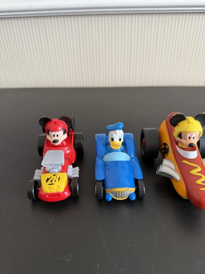 Disney Junior Roadster Racers Die-cast Cars Mickey Mouse Goofy Donald Lote de 5 Foto 2 de 3