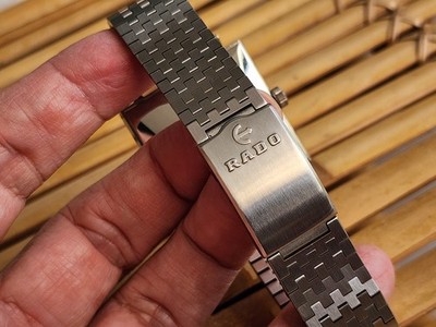 RARE RADO MANHATTAN AUTOMATIC DAY/DATE SWISS MADE VINTAGE ORANGE