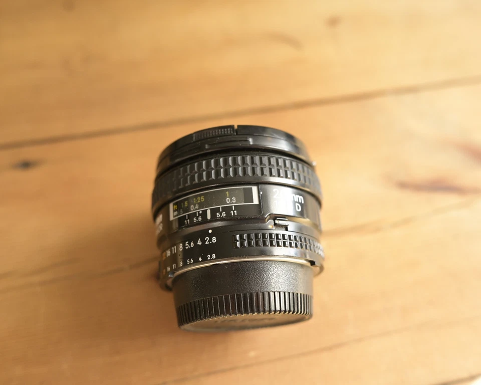 Nikon NIKKOR 20mm wide f2.8 AF-D lens - Image 3 of 4