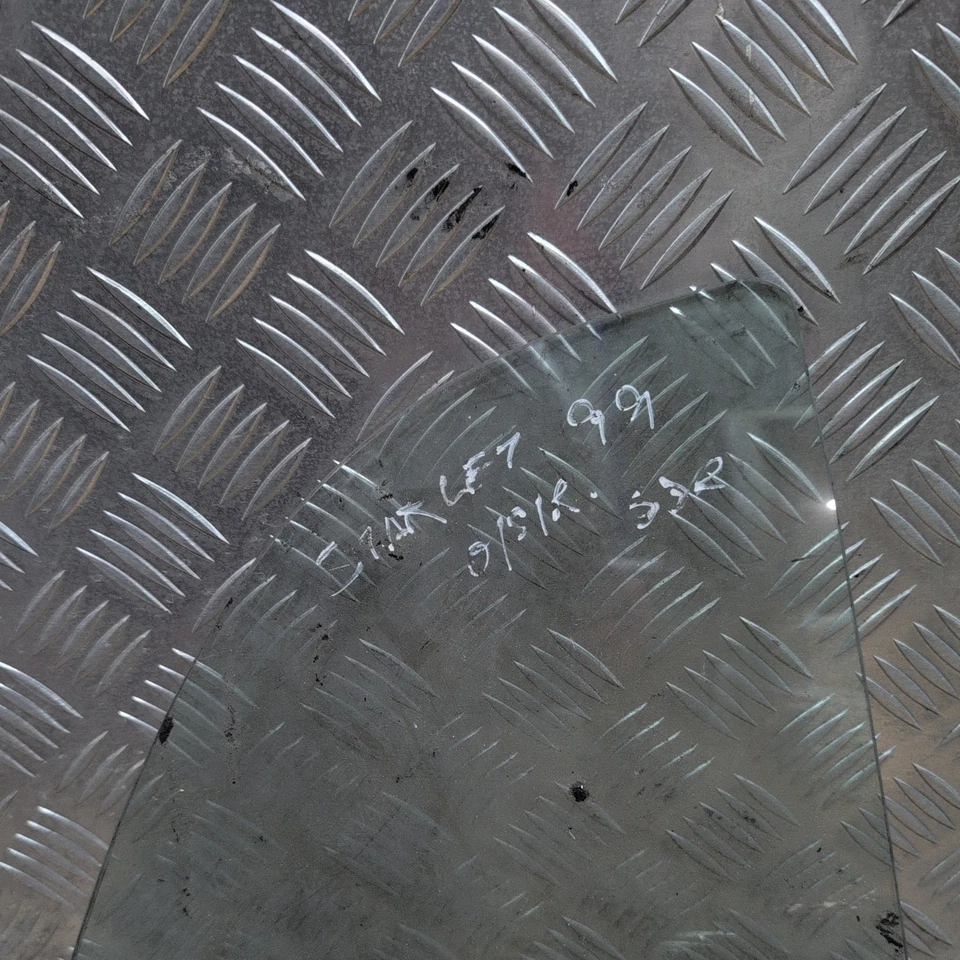 Toyota Starlet EP91 96-99 O/S Drivers Right Rear Quarter Glass Window 180966 - Image 2 of 2