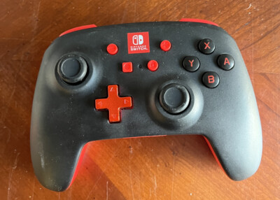 nintendo switch Black Red Wireless Controller Battery Powered 