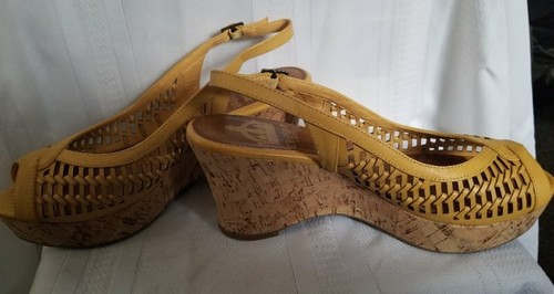 ~ CROWN VINTAGE Mustard Open Weave Peep Toe Sling Back Platform Wedge Ladies 8.5 - Picture 7 of 7