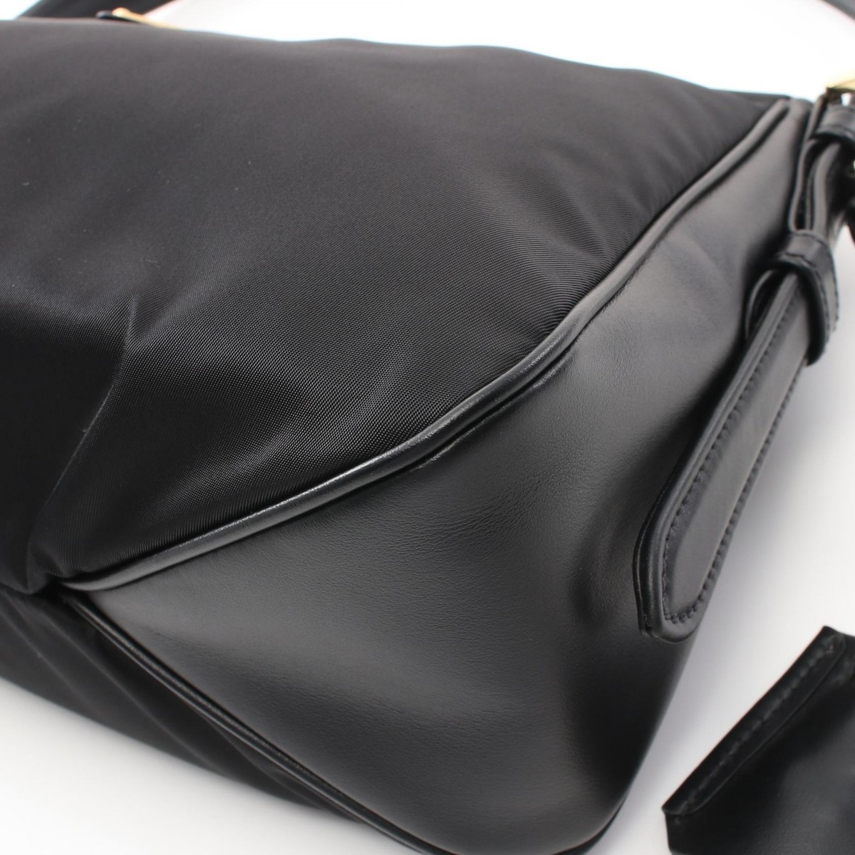 PRADA｜ (1BC232 V ODO 2C8Q F0002) PRADA AIMÉE LARGE RE NYLON SHOULDER BAG WITH PADLOCK BLACK