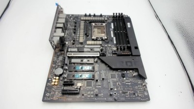 ASUS ROG MAXIMUS Z890 HERO BTF ATX Motherboard *NO POWER* PC1721811